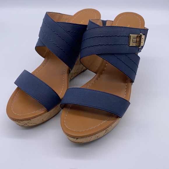 EUC Tommy Hilfiger Wedge Slides size 8.5M - Picture 1 of 6